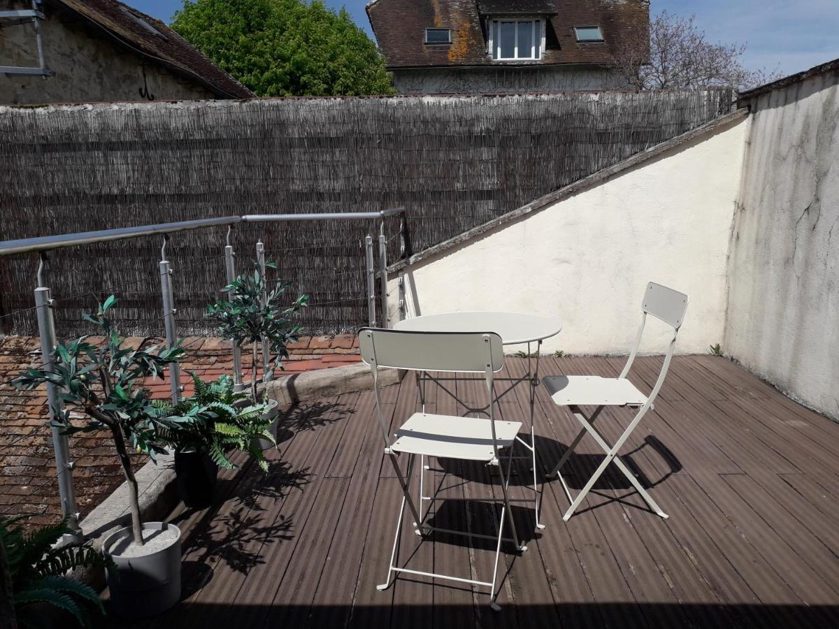 Belle Maison Au Coeur De Recloses Eksteriør bilde